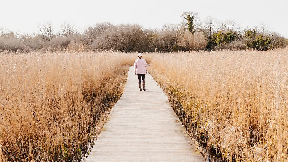 Outdoor family photoshoot - Cosmeston Lake