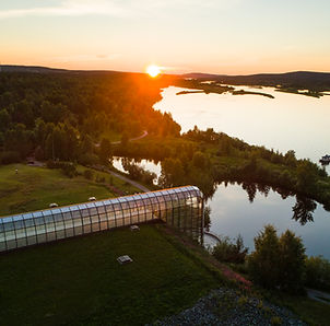 Midnight-sun-aerial-by-Arktikum-museum-i
