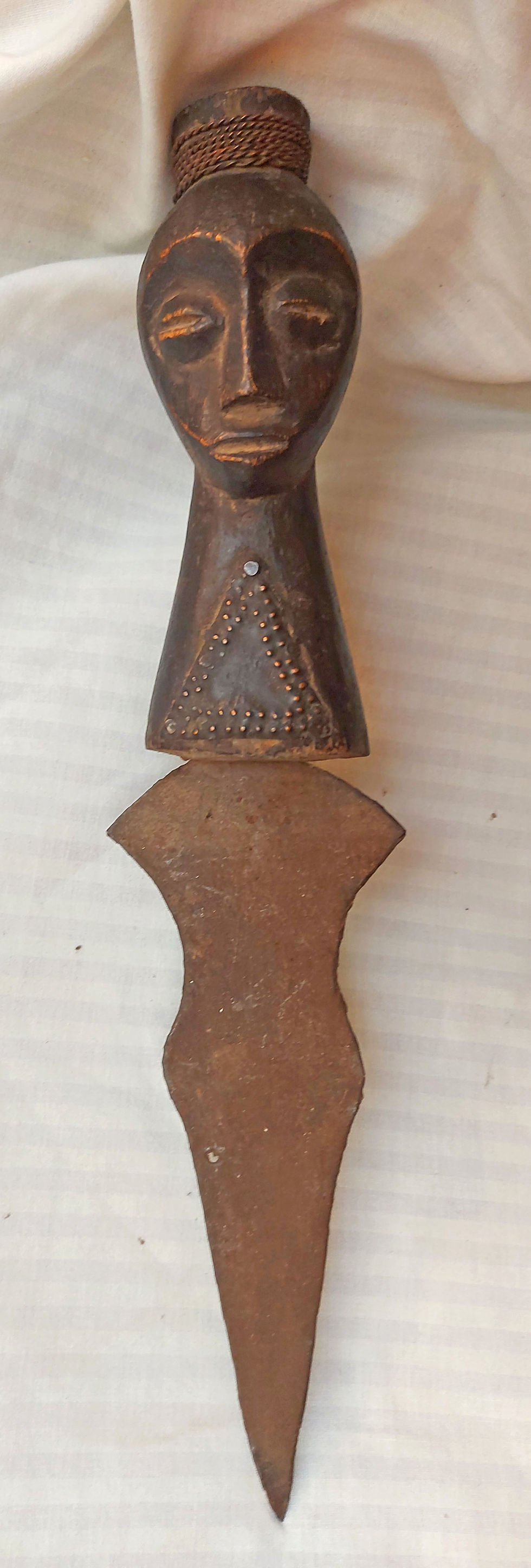 Miniatura: Daga y vaina congo antigua, arma ritual