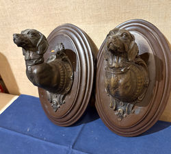 Pr. Pointer Coat Hooks