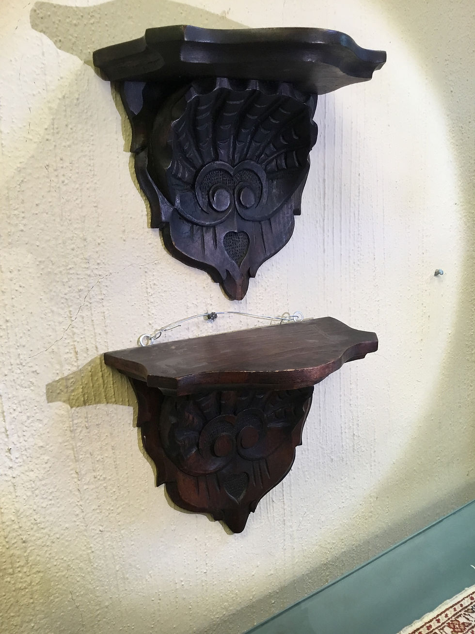 Miniatura: # Pair Vintage Mexican Shelves, 9"  Carved Mahogany
