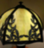 bradley-hubbard-slag-glass-lamp