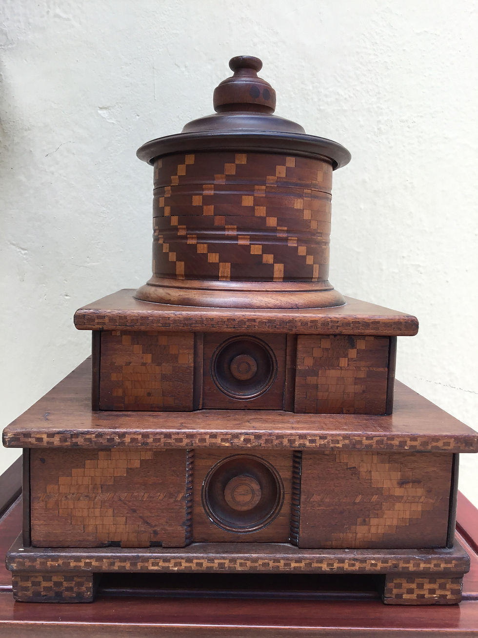 Miniatura: Antique-Arts-&-Crafts-Humidor