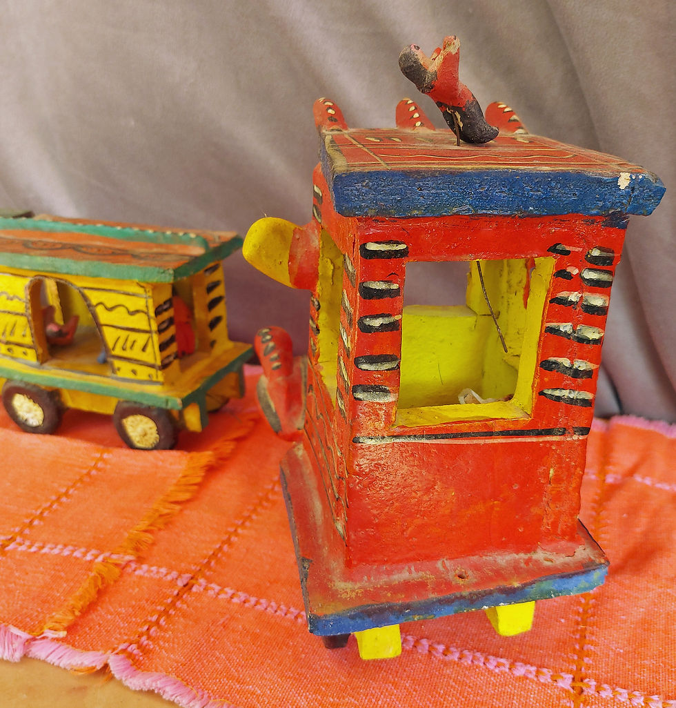 Miniatura: Candelario-Medrano-Mexican-Folk-Art-Train-Santa-Cruz-de-las-Huertas