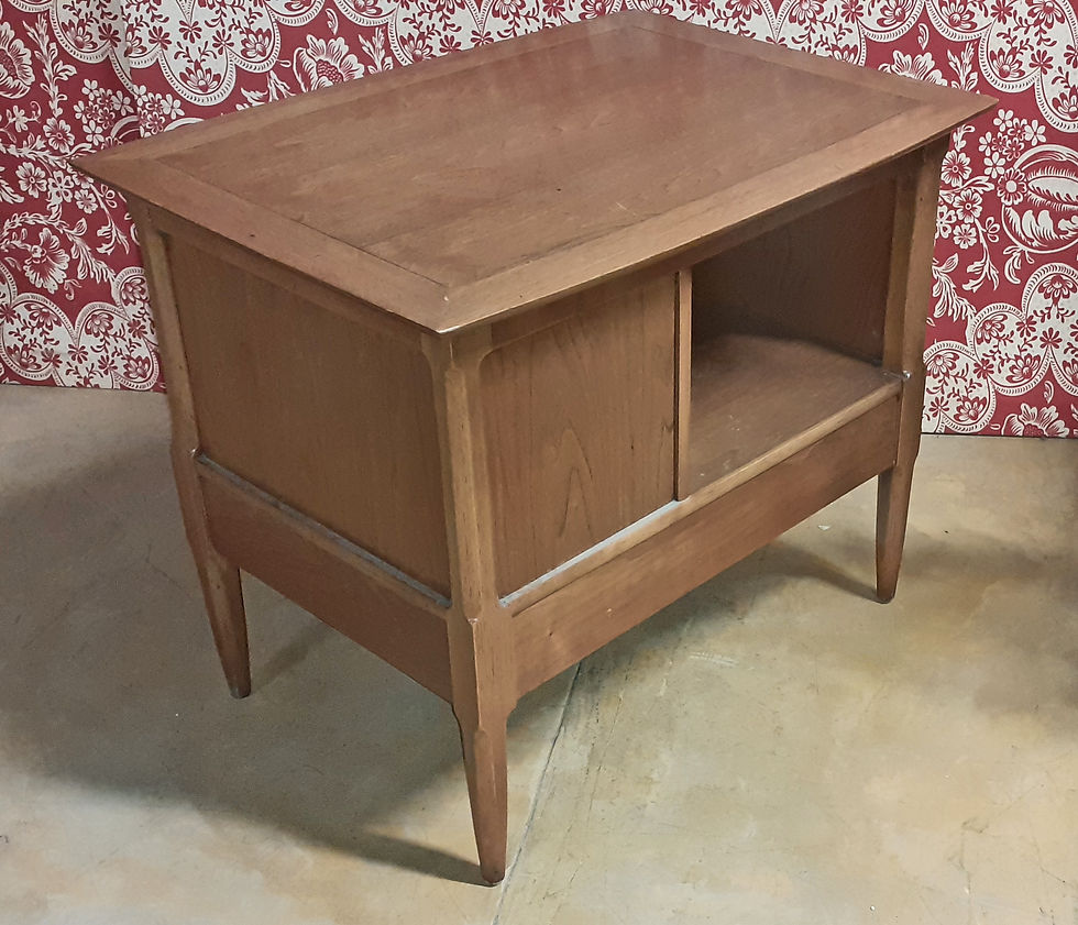 Lamp-Table-Tomlinson-Furniture