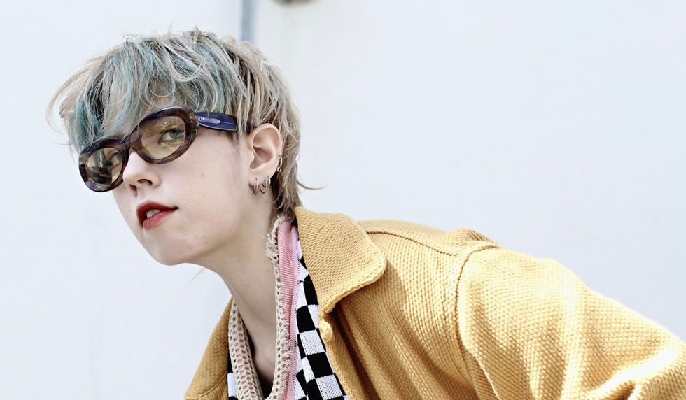 カラーを彩るマッシュショート