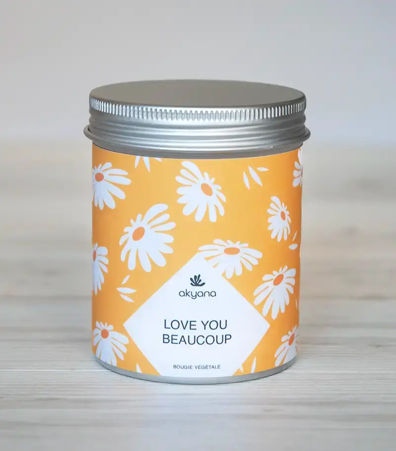 Bougie parfumée Love You Beaucoup motif fleurs fond jaune