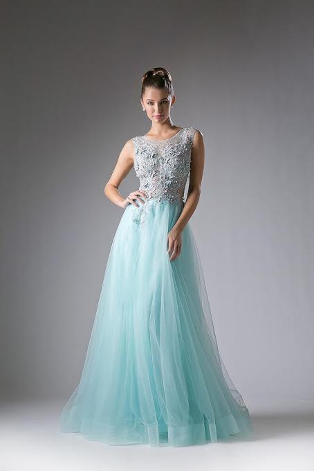 TOP 5 EN TENDENCIAS DE VESTIDOS PARA TU FIESTA DE PROM