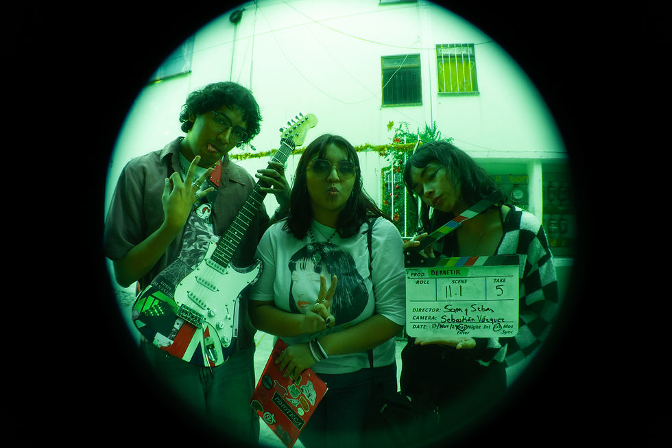Detrás de cámaras del video musical "Derretir" con Sam Silveria, Victoria Juárez y Lisa Michelle