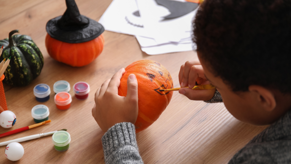Pumpkin Magic at Glasgow Botanic Gardens: Decorating for the Itison Pumpkin Fund