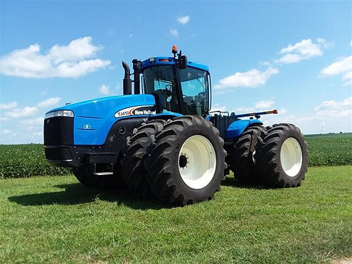 2005 New Holland TJ450 4X4 Tractor.jpg