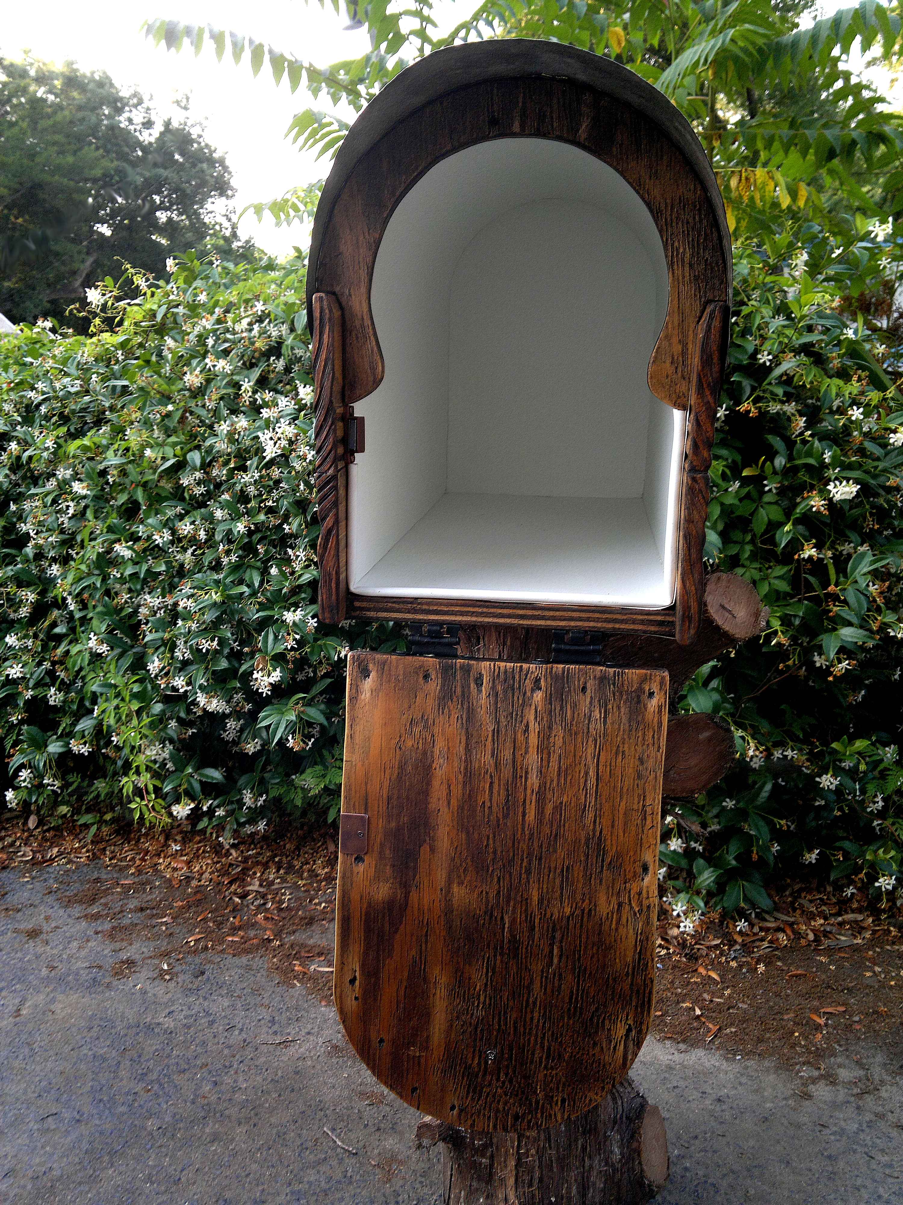 Rustic mailbox. Inside