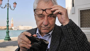 Addio Elliott Erwitt