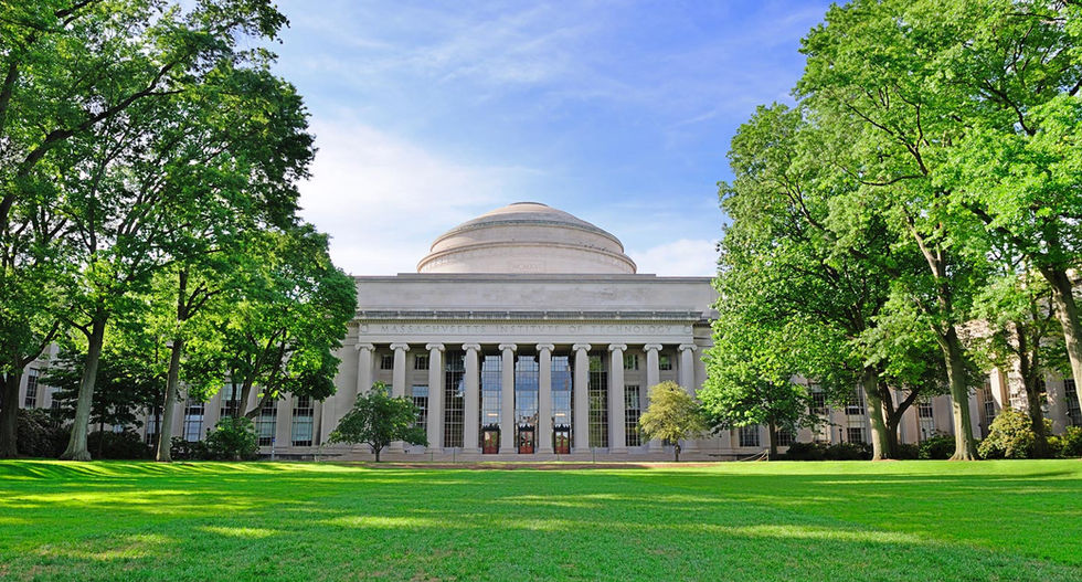 As seen at the Boston Tour during 1-day NYC-DC trip with New York Tours Plus by your tour guide, YAROSLAV BONDARENKO