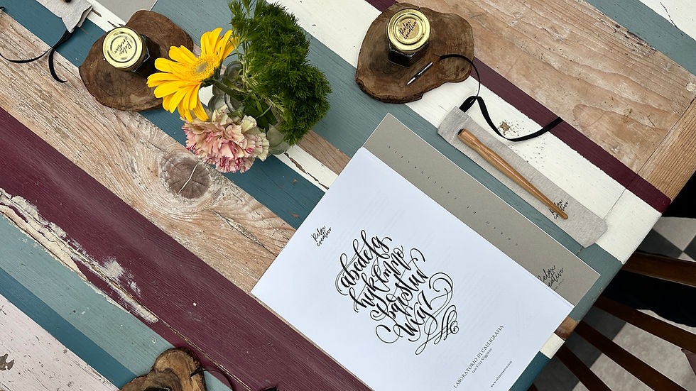 Calligrafia moderna: perché scrivere a mano oggi è un atto rivoluzionario