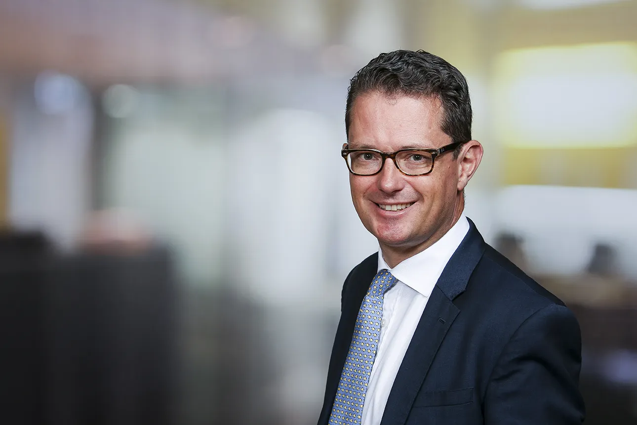 Writer: Alex McKinlay