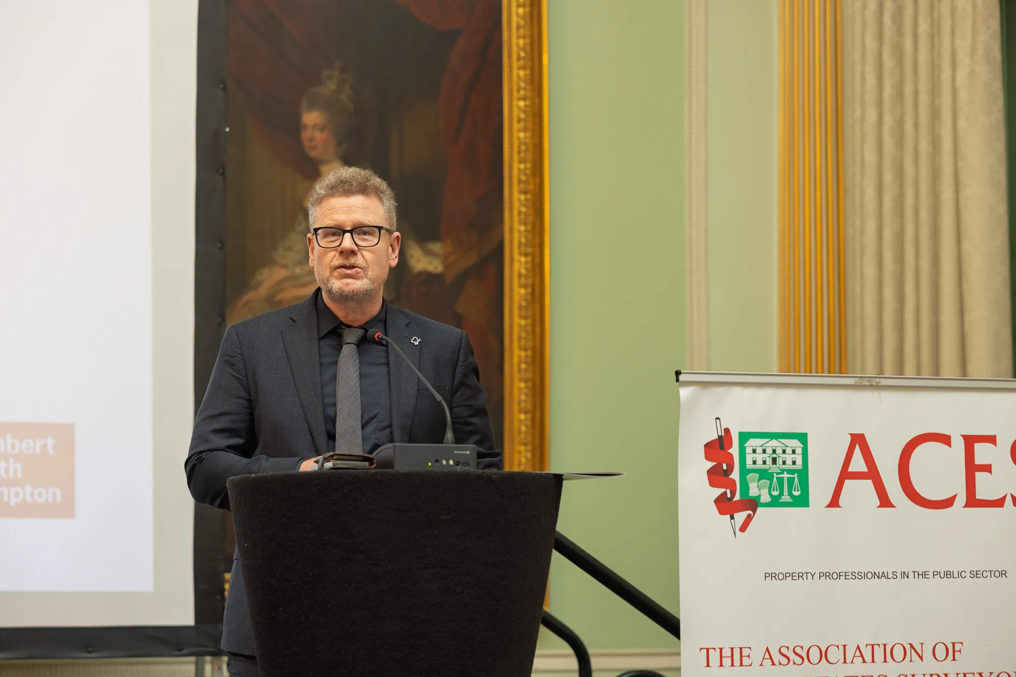 Writer: Dr Steven Norris