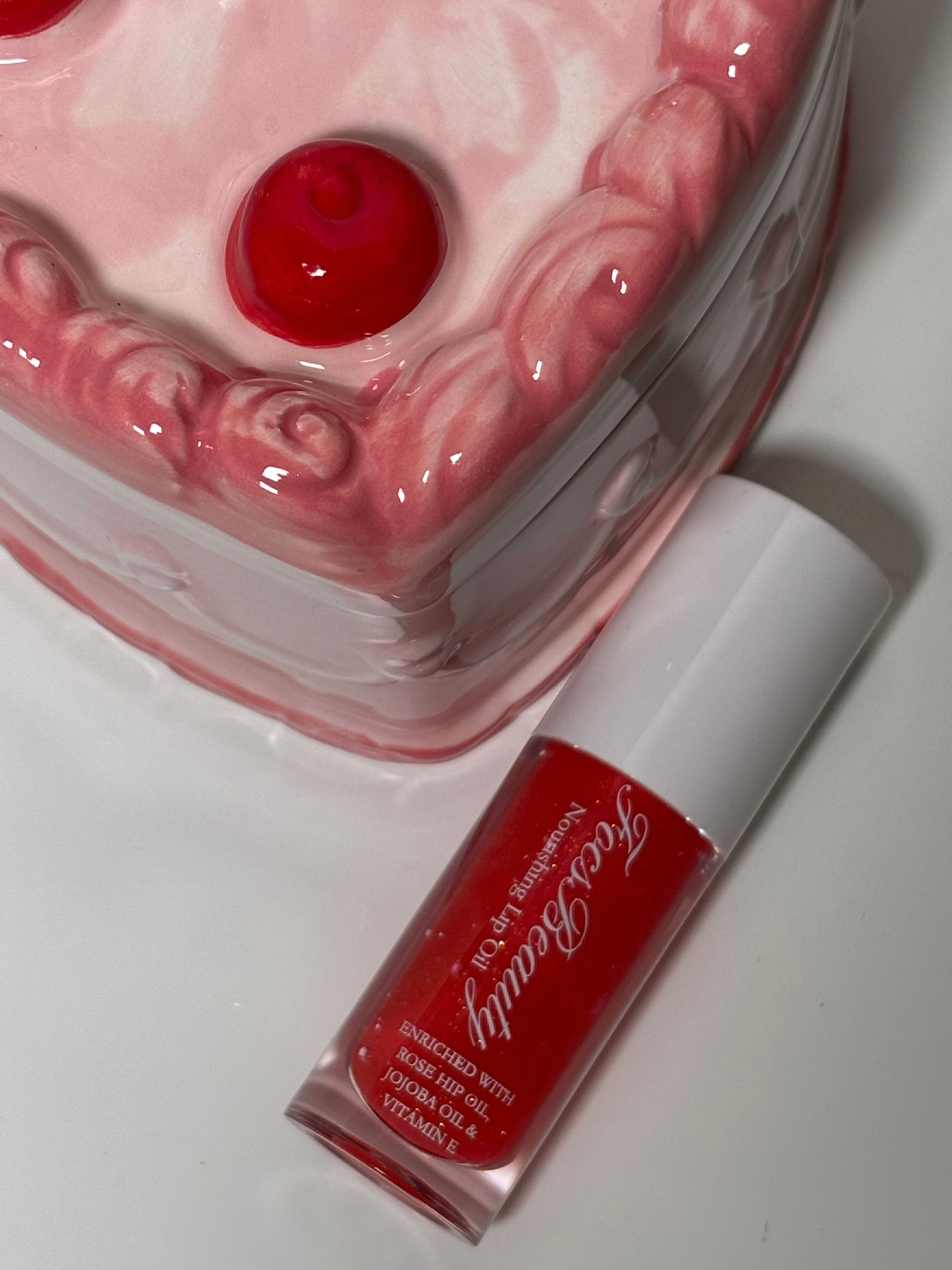 Nourishing Lip Oil - Strawberry Dream