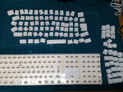 Apple純正キーボード入手、そして分解清掃