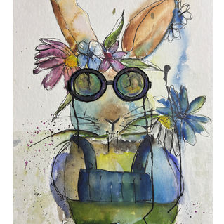 Bunter Hase in Aquarell mit Brille, Latzhose und Blumen von Tintenkiller.Art