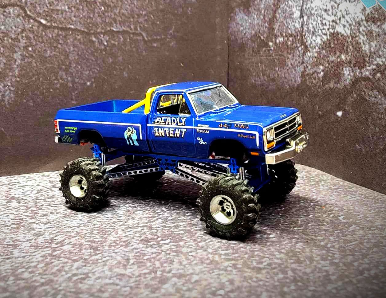 GL Longbed SEMA Lift