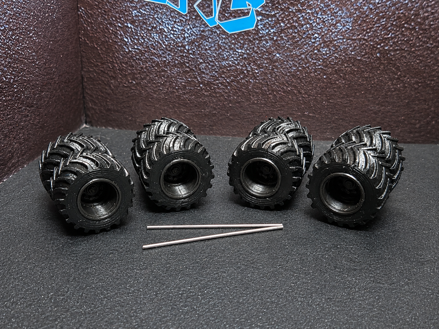 1/64 - 1400/30R46 - Duals