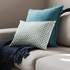Sofas, Loveseats, & Living Room Chairs