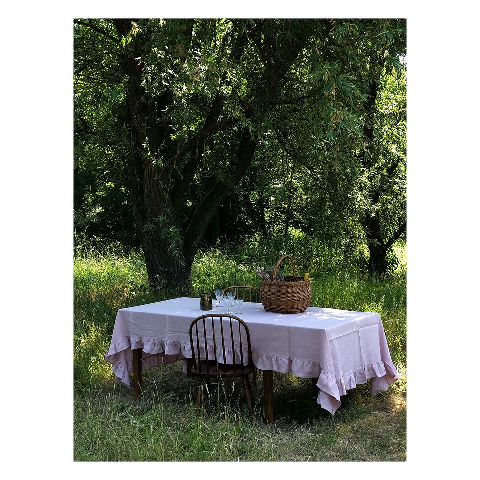 Thumbnail: Dusty-Pink Tablecloth with Ruffled Edge