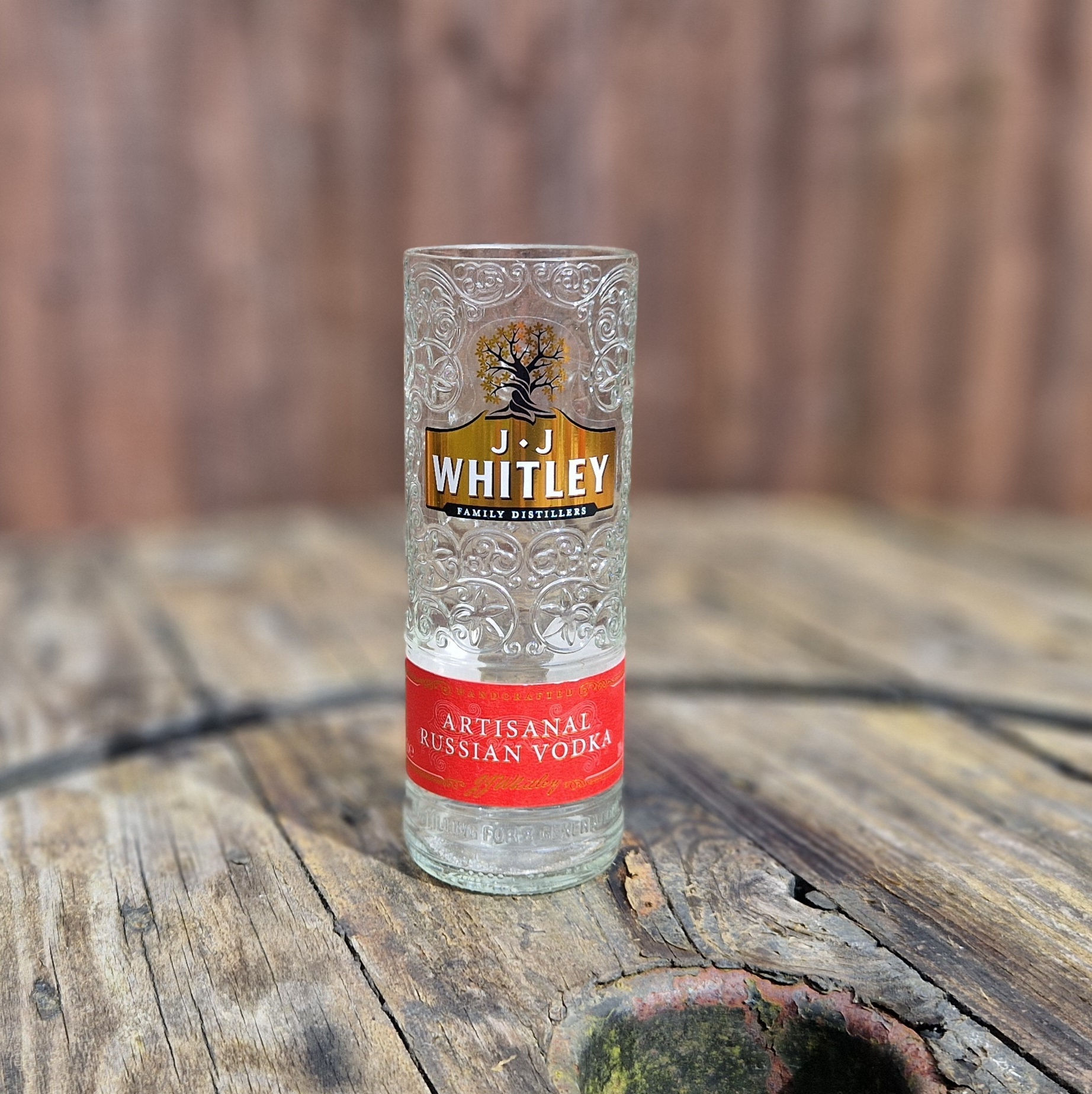 J.J whitley,  artisanal Russian vodka , 70cl