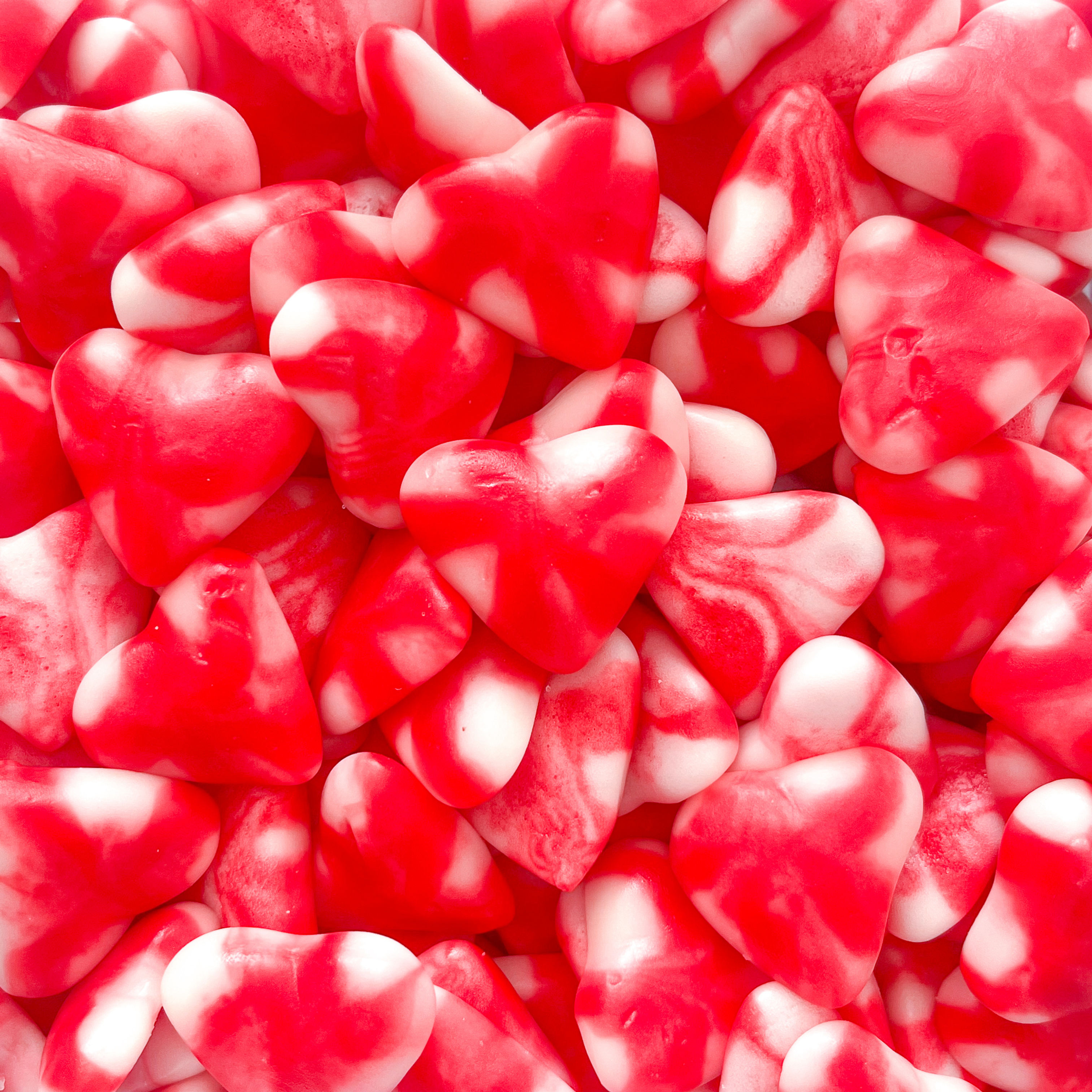Twist Strawberry Cream Hearts