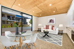 103 12 Marsden Street Camperdown VF DNG-