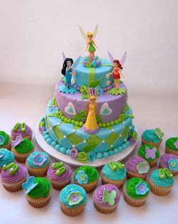 torta-y-cupcakes-tinkerbell
