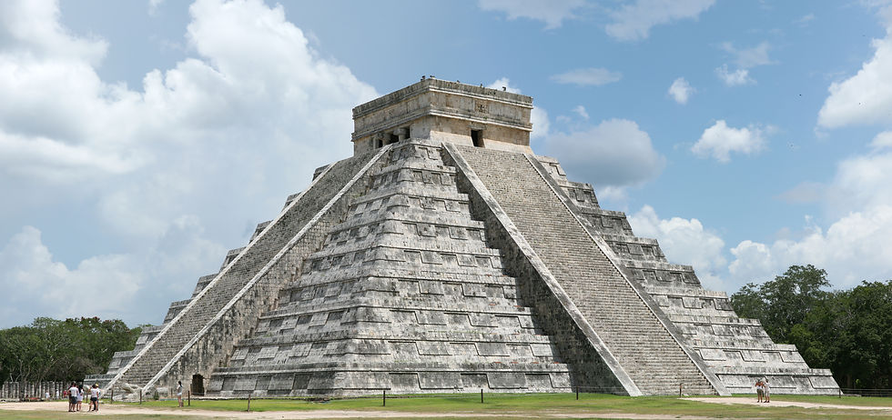 Chichen_Itza_3.jpg