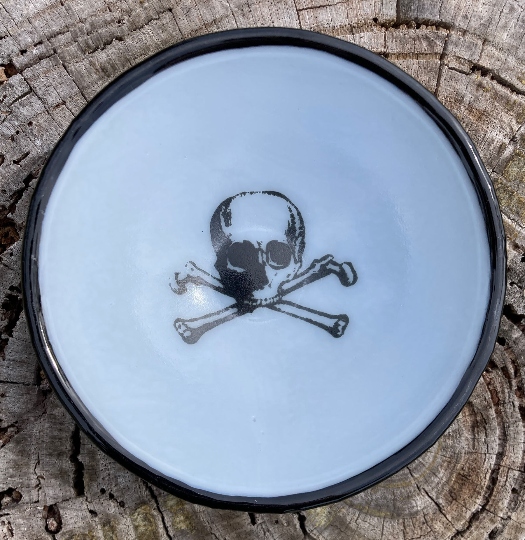 Kiku Handmade Fused Glass Skull and CrossbonesBowl