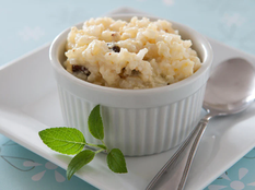 Easy Slow-Cooker Rice Pudding       