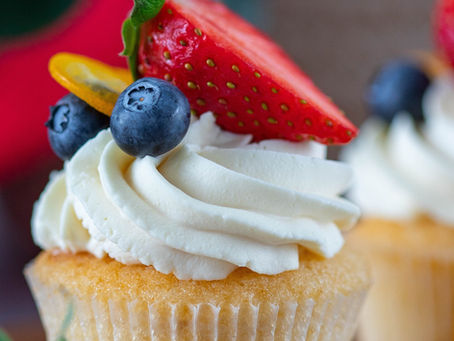 Moist & Perfect Vanilla Cupcakes