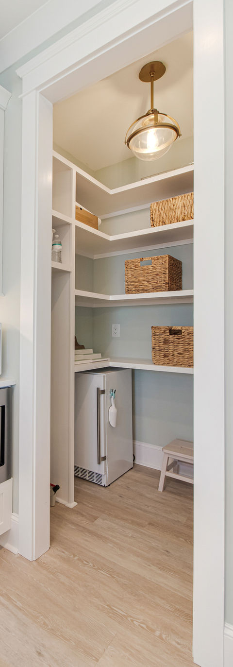 2620 E Dolphin-18.JPG