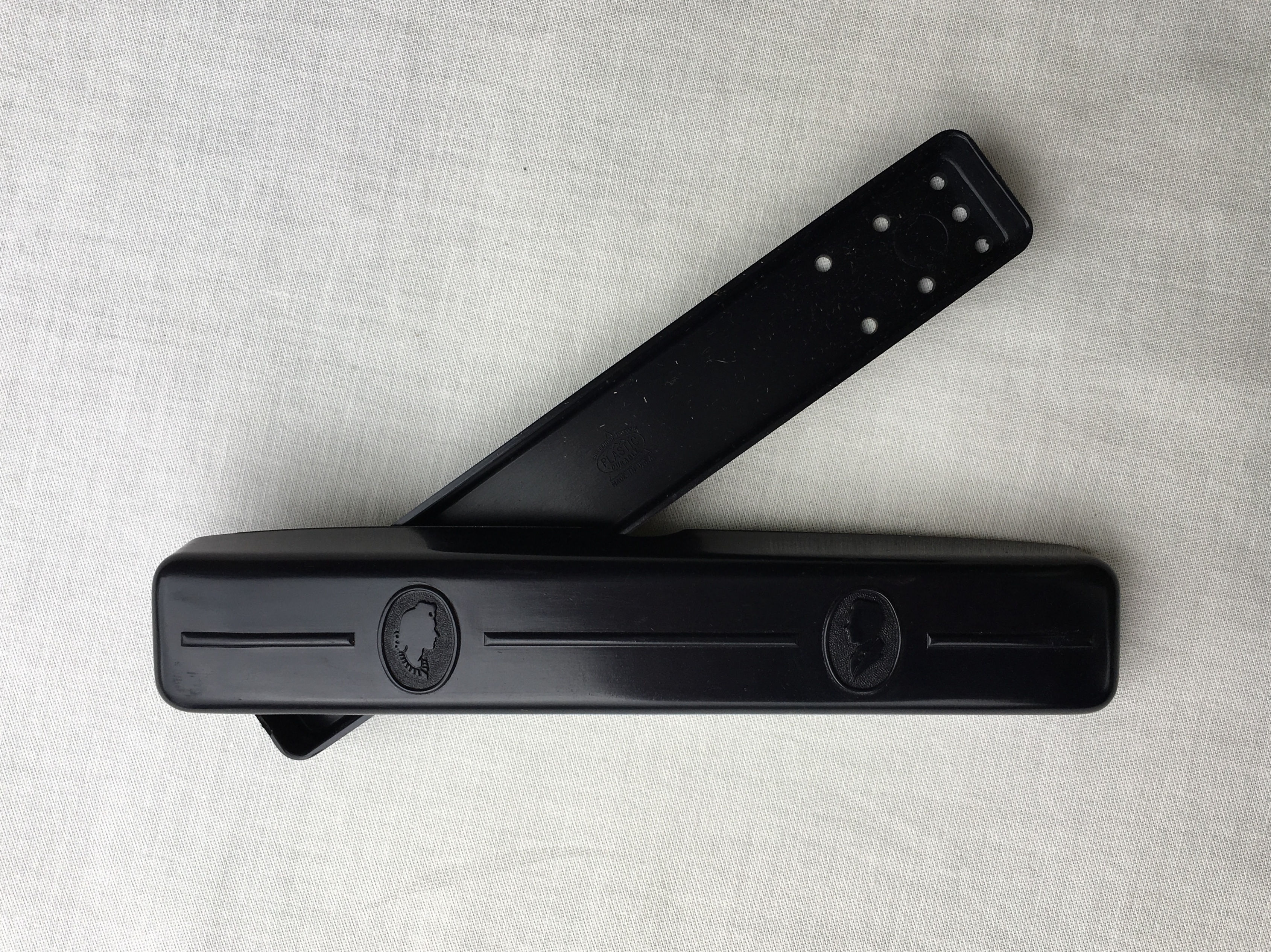 Toothbrush box early type 