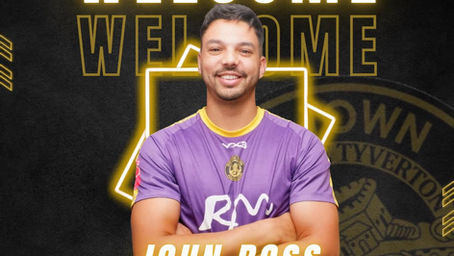 John Ross Signs On