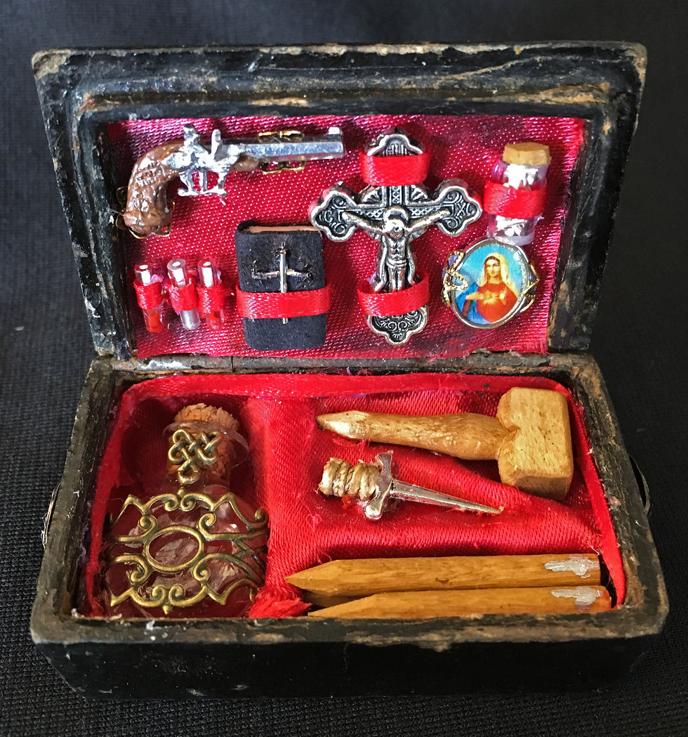 Victorian Vampire Hunters' Trunk