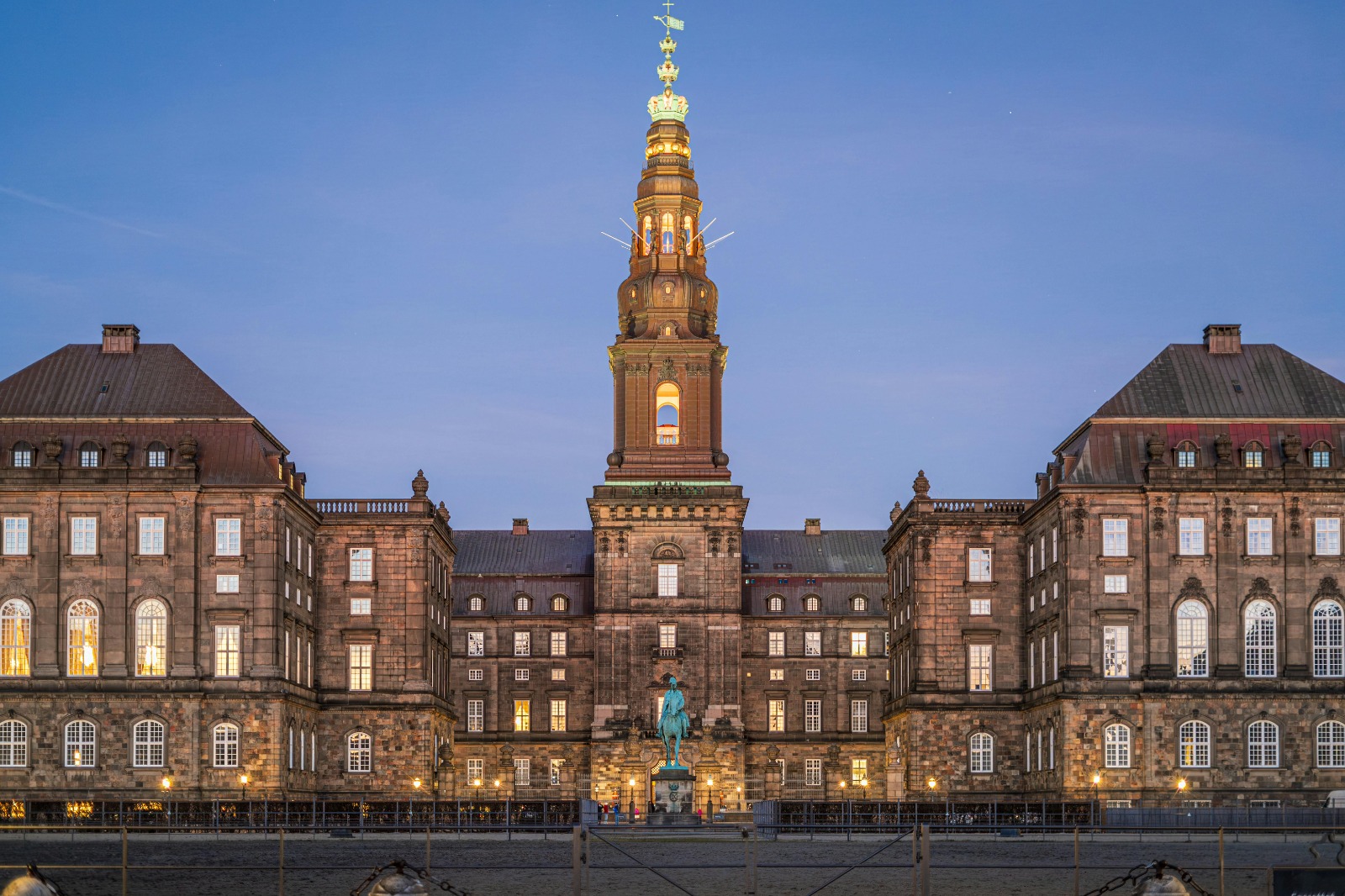 Merchants, Monarchs & Myths of Copenhagen with mobile app