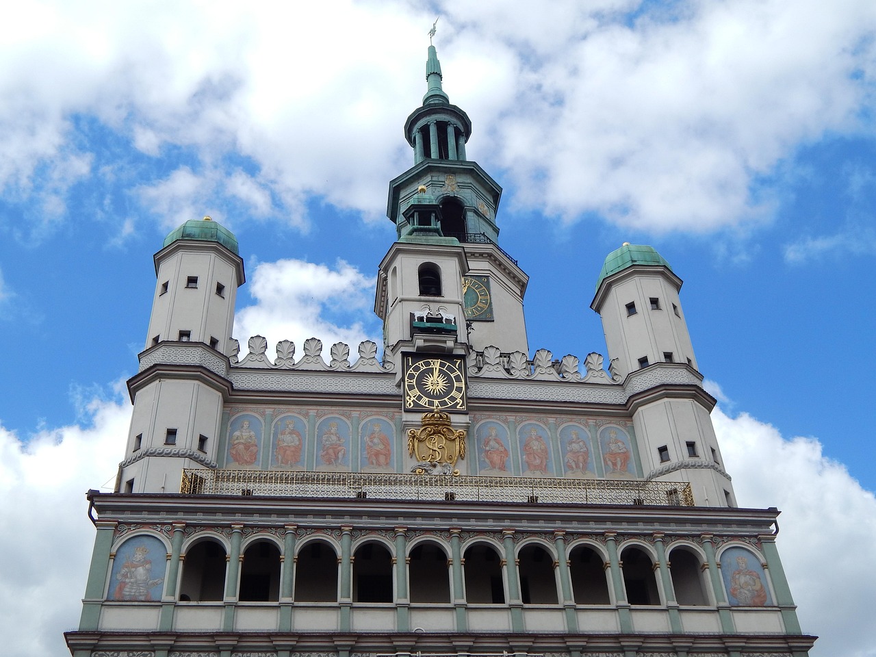 Poznań : From Birth of Poland to the second World War remembrance in Poznań
