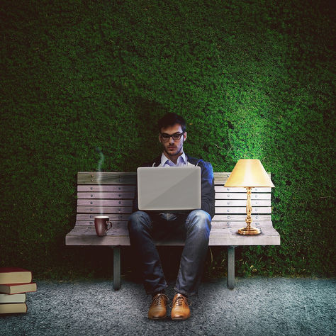 How to Transition from a Traditional Assistant to a Virtual One