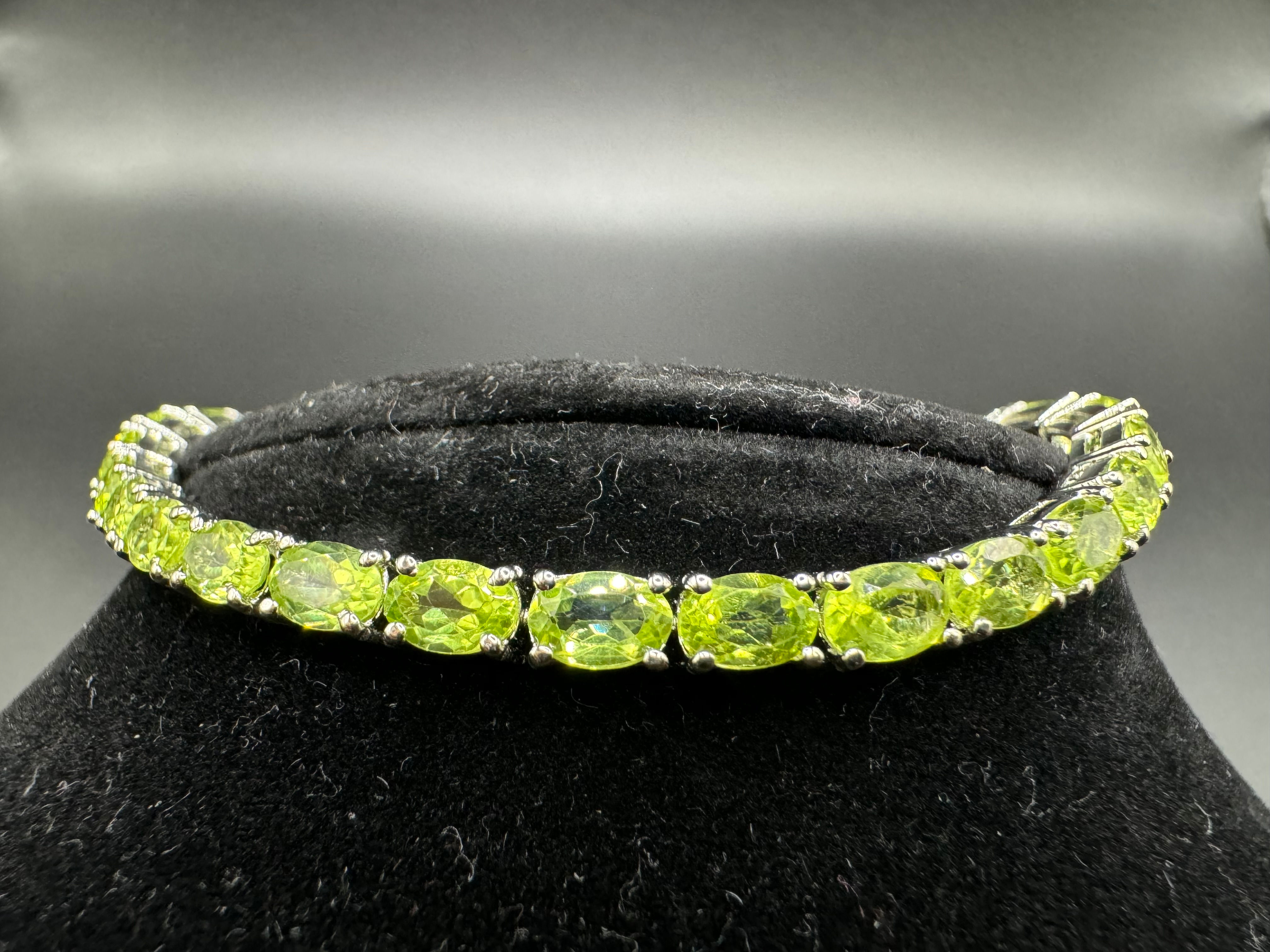 Natural Peridot Bracelet