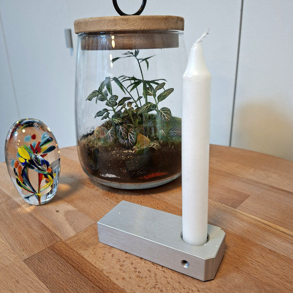 Miniature : Bougeoirs cubiques