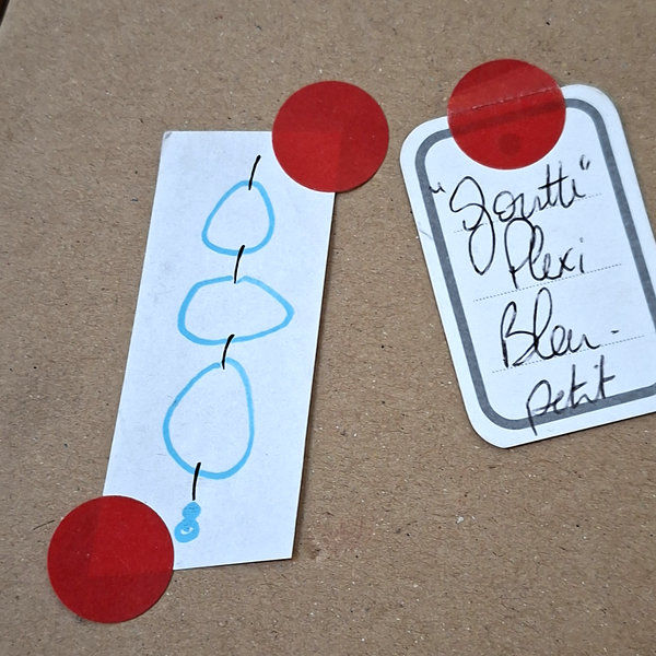 Miniature : Mobiles "goutte" en plexiglass