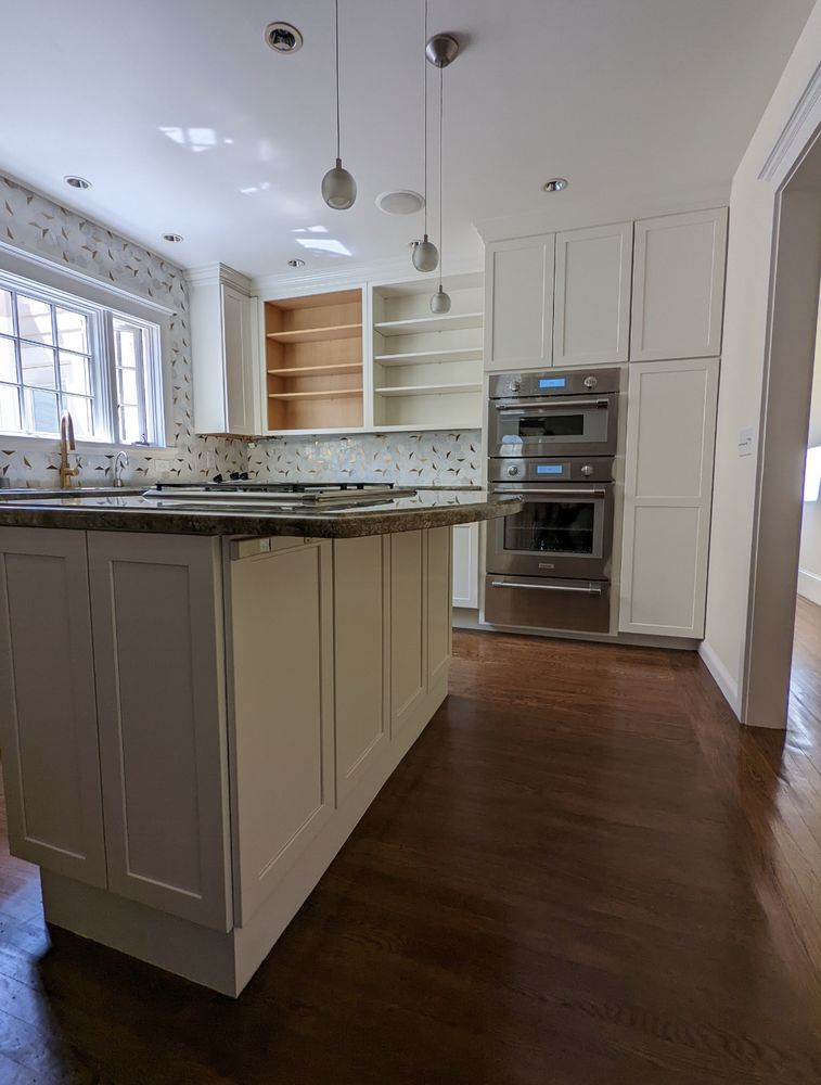 Benefits of Kitchen Cabinets Refinishing - The Kitchen Cabinet Refinish Masters SAN FRANCISCO Kitchen Cabinet Refinishing Company Bay Area Kitchen Cabinet Refinisher Painter Alex Rodriguez Northern California Call: 510-880-1048