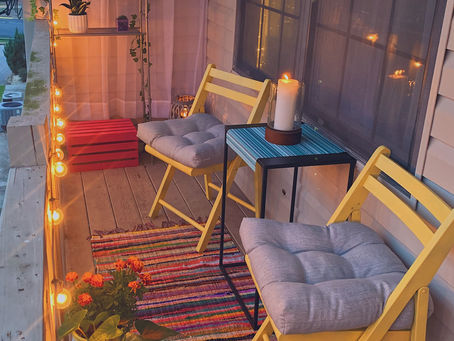 balcony bliss.