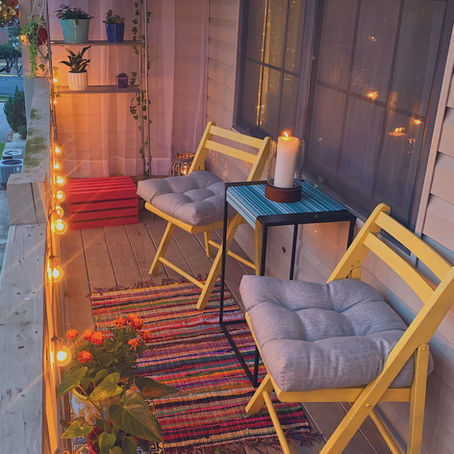 balcony bliss.