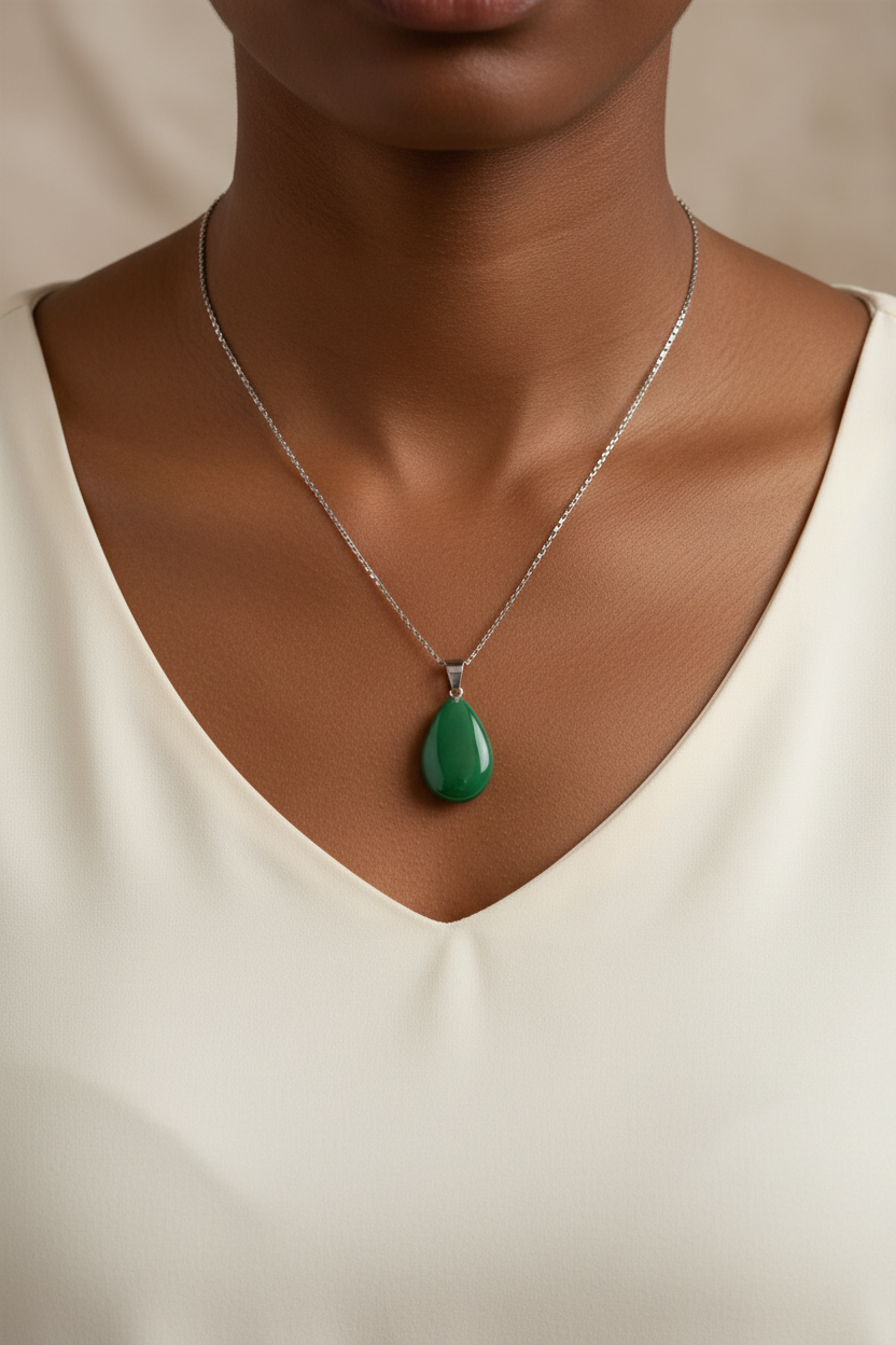 Miniature : Collier Jade Vert en Forme de Goutte – Chaîne cubic en acier inoxydable argenté cou